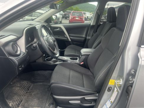 Used 2016 Toyota RAV4 XLE w/ Protection Package AWD/4WD image 12
