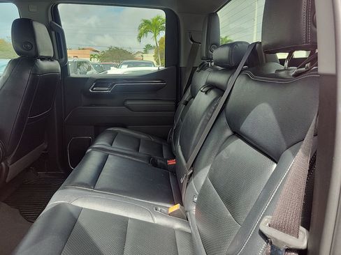 Used 2024 GMC Sierra 1500 Elevation image 16