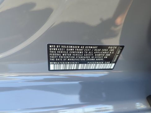 New 2025 Volkswagen Golf SE image 24