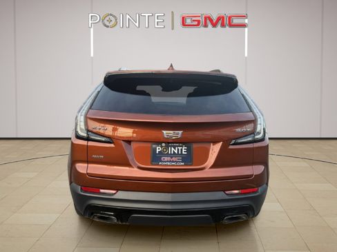 Used 2019 Cadillac XT4 Sport image 4