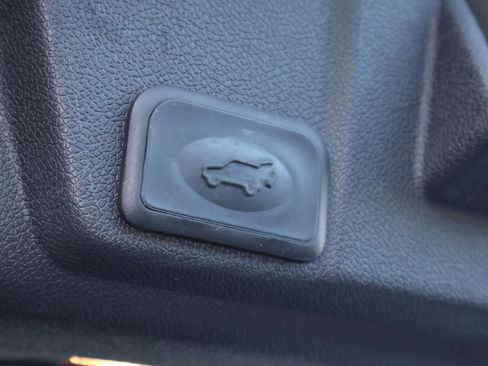 Used 2015 Chevrolet Traverse LT AWD/4WD image 26