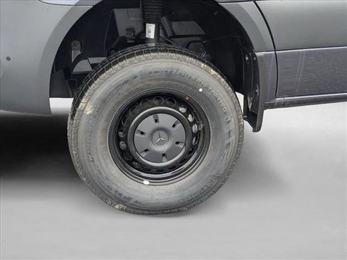 New 2025 Mercedes-Benz Sprinter 2500 image 16