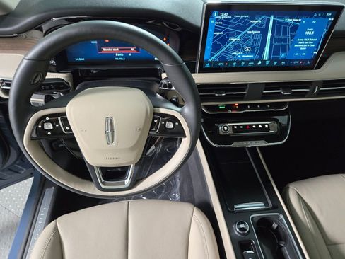 New 2026 Lincoln Corsair Grand Touring AWD/4WD image 16
