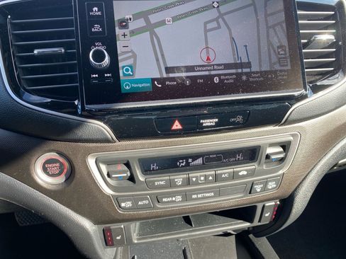 Certified 2025 Honda Ridgeline TrailSport image 21