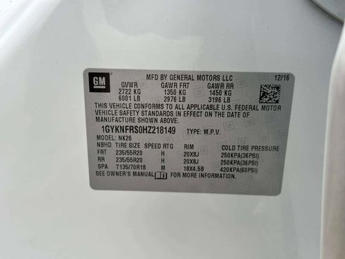 Used 2017 Cadillac XT5 Platinum w/ Driver Assist Package image 26