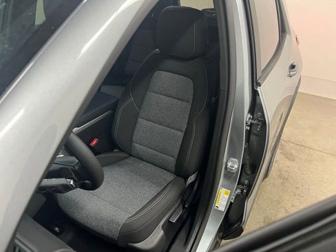 New 2025 GMC Terrain Elevation image 23