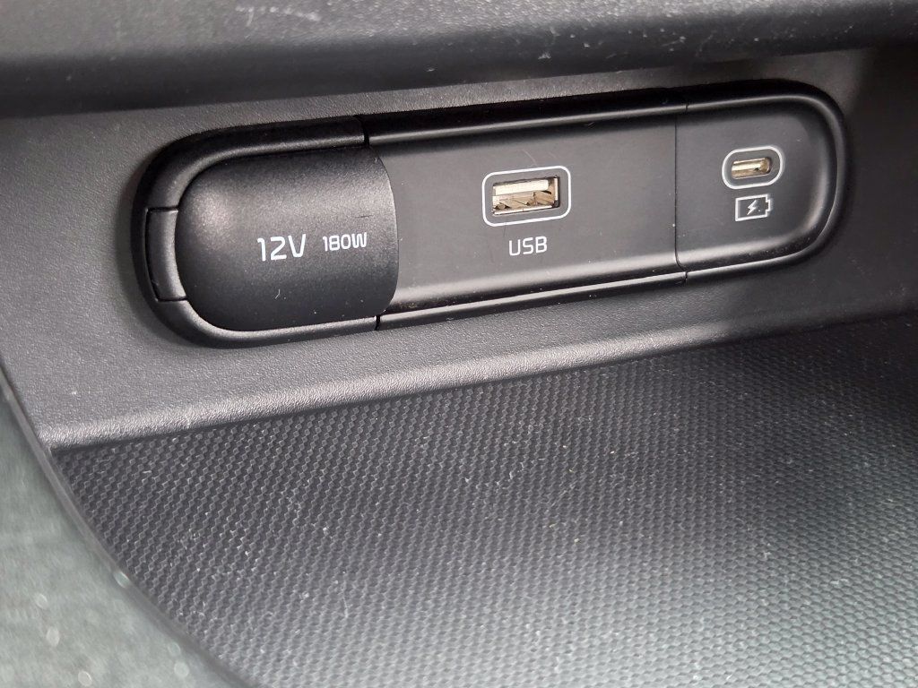Used 2024 Kia Seltos S AWD/4WD image 39