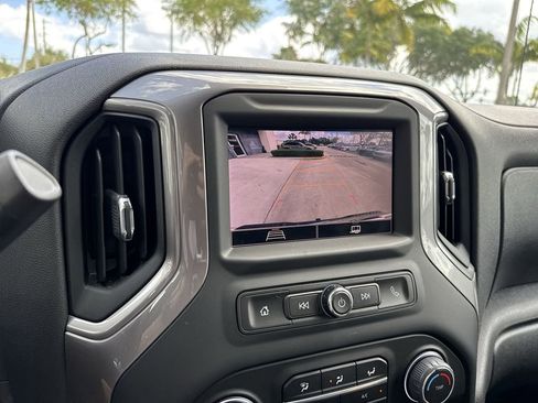 Used 2022 Chevrolet Silverado 1500 Custom image 50