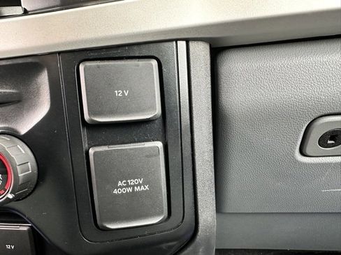 Used 2024 Ford F250 XLT image 16