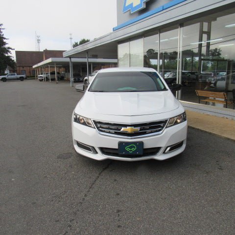 Used 2018 Chevrolet Impala LS FWD image 3