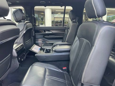 Used 2024 Jeep Grand Wagoneer L Series II w/ Quick Order Packagew 28T AWD/4WD image 11
