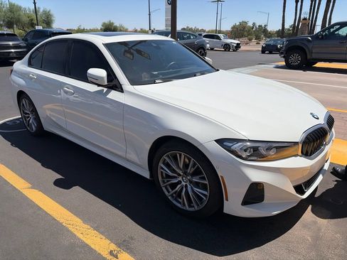Used 2023 BMW 330i Sedan RWD image 2