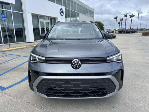 Used 2025 Volkswagen Taos S FWD image 2