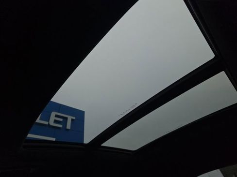 New 2026 Chevrolet Equinox EV LT image 26