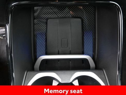 Used 2023 BMW X1 xDrive28i w/ Premium Package image 18