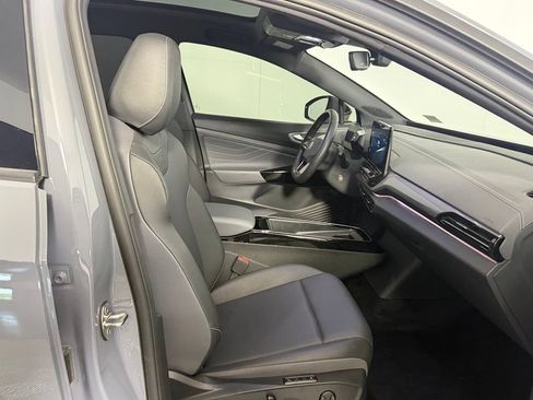 Used 2024 Volkswagen ID.4 S RWD image 33