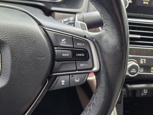 Used 2020 Honda Accord Touring image 32