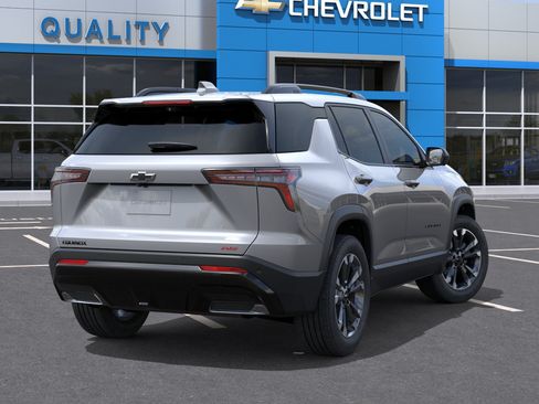 New 2027 Chevrolet Equinox RS FWD image 4