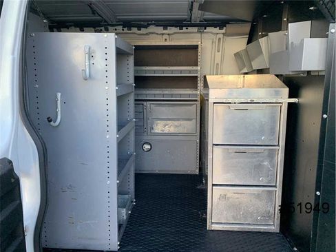 Used 2018 Chevrolet Express 2500 w/ Driver Convenience Package image 15