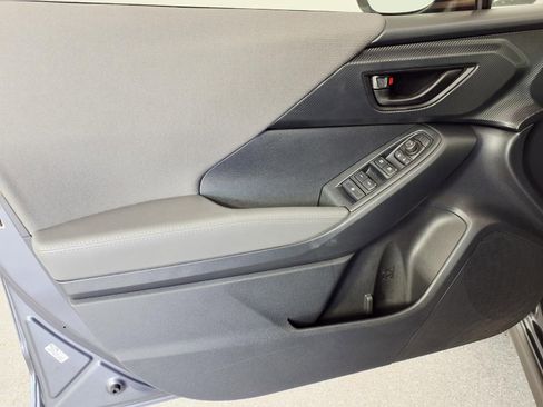 Certified 2025 Subaru Crosstrek 2.0i Premium image 25