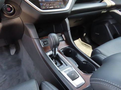Used 2024 Subaru Ascent Touring AWD/4WD image 23