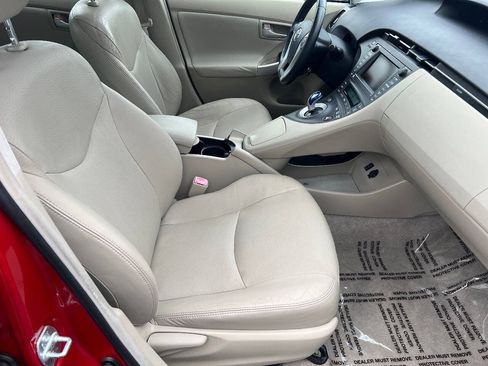 Used 2010 Toyota Prius Four w/ Solar Roof Pkg FWD image 27