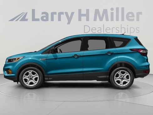 Used 2017 Ford Escape SE AWD/4WD image 3