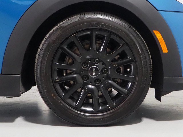 Used 2024 MINI Cooper 2-Door Hardtop FWD image 38