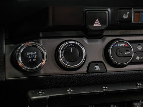Used 2023 Toyota Tacoma TRD Pro AWD/4WD image 68