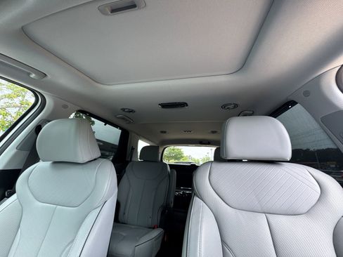 Used 2025 Hyundai Palisade SEL FWD image 32