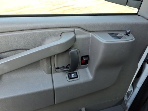 Used 2024 Chevrolet Express 2500 2500 w/ Driver Convenience Package image 11