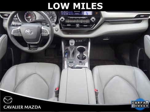 Used 2022 Toyota Highlander Limited image 17