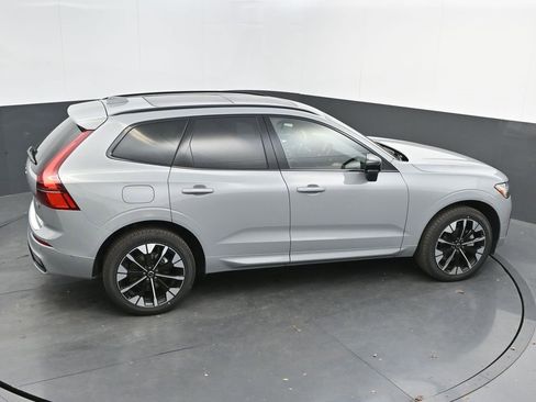 New 2026 Volvo XC60 B5 Plus w/ Protection Package Premier image 39