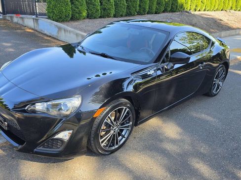 Used 2013 Scion FR-S RWD image 1