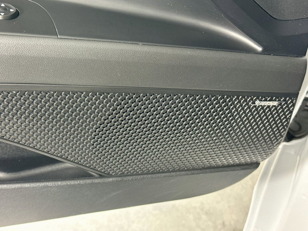 Certified 2025 Hyundai Elantra Limited FWD image 19