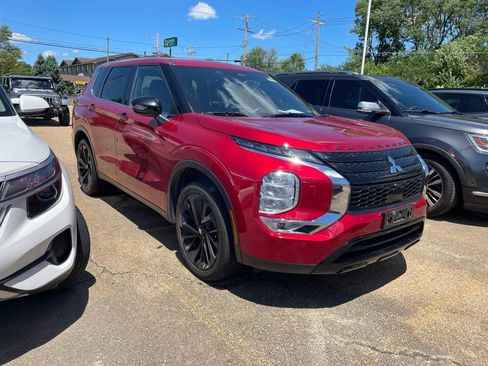 Used 2022 Mitsubishi Outlander SEL Black Edition AWD/4WD image 1