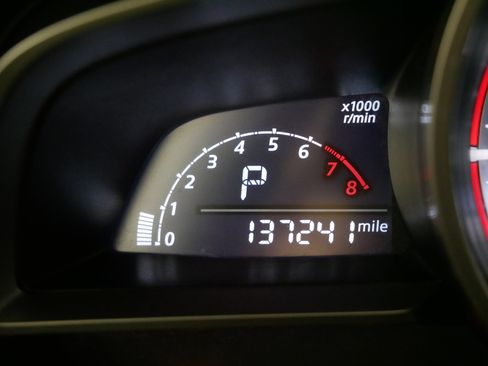 Used 2015 MAZDA MAZDA3 i Touring w/ Technology Package image 21