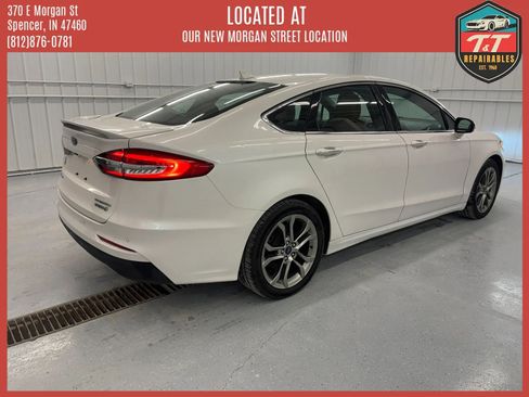 Used 2020 Ford Fusion Titanium FWD image 6
