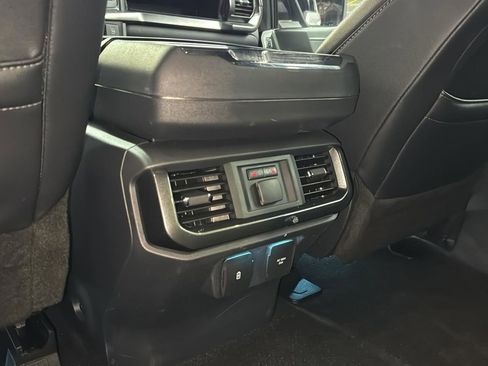 Certified 2022 Ford F150 Lariat w/ Equipment Group 502A High image 28