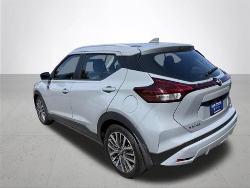 Used 2024 Nissan Kicks SV FWD image 8