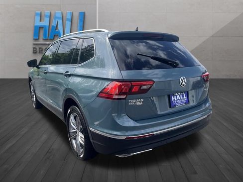 Used 2020 Volkswagen Tiguan SEL AWD/4WD image 3