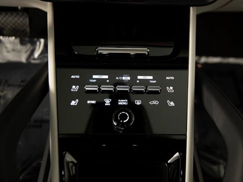 New 2026 Porsche Cayenne E-Hybrid image 20