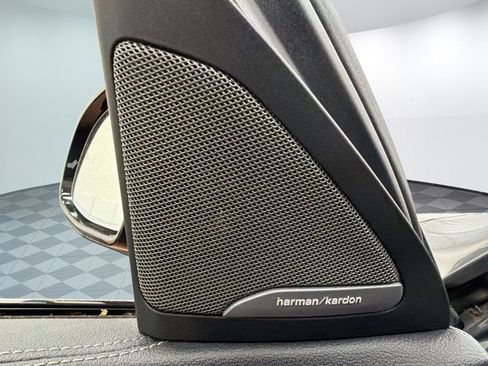 Used 2023 BMW X6 M50i AWD/4WD image 20