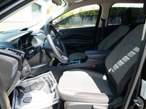 Used 2019 Ford Escape S FWD image 22