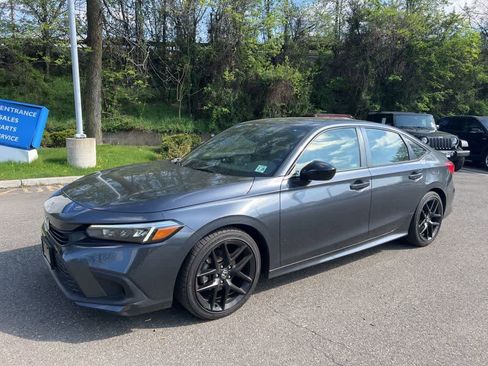 Used 2023 Honda Civic Sport image 7