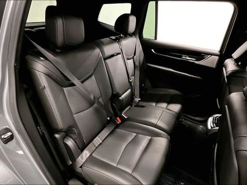 Used 2023 Cadillac XT6 Premium Luxury image 26