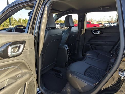 New 2026 Jeep Compass Latitude image 34