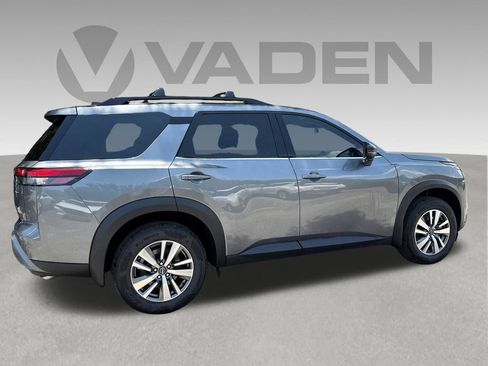 New 2026 Nissan Pathfinder SL FWD image 24