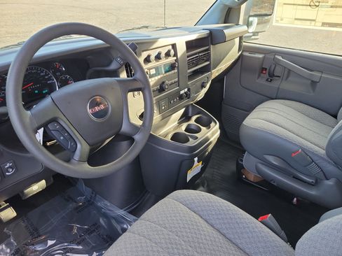 New 2025 GMC Savana 3500 w/ Power Convenience Package RWD image 19