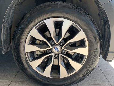 Certified 2025 Subaru Outback Limited XT AWD/4WD image 28